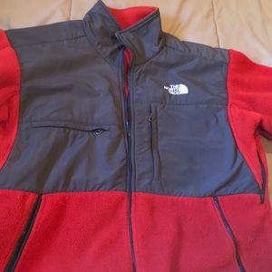 North Face - Red and gray men’s fleece